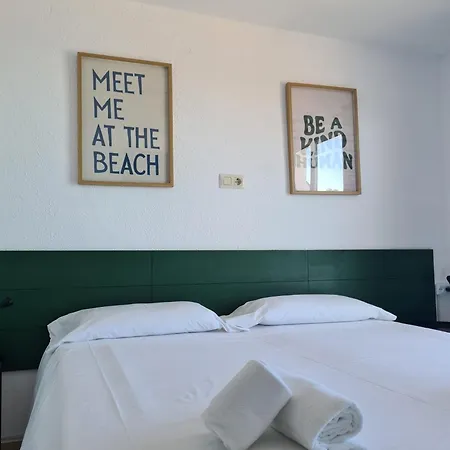 ホテル Blanc Lloret リョレート・デ・マル