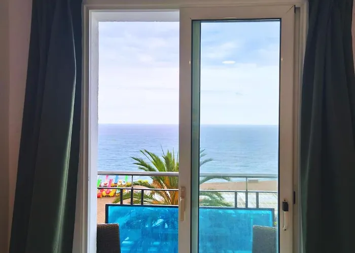 Blanc Lloret يوريت دي مار